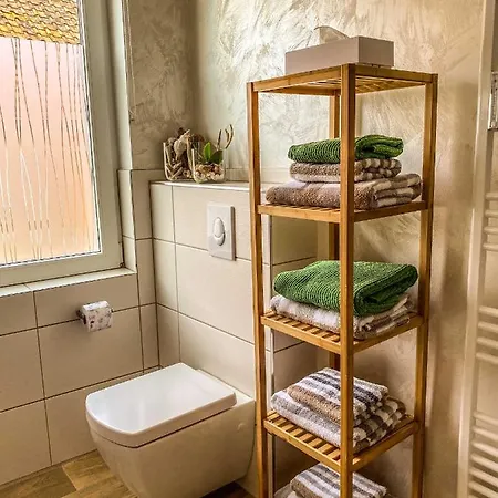 Am Mathildenbrunnen Gross *