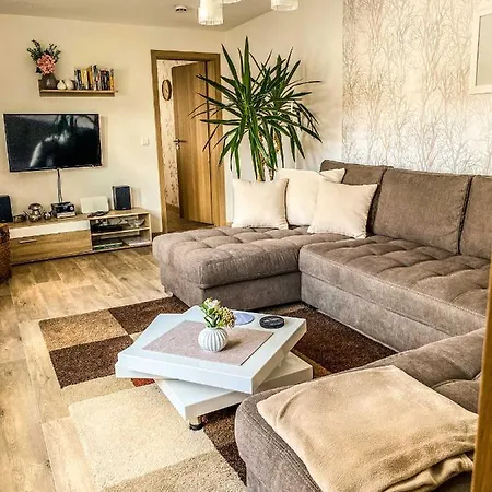 Am Mathildenbrunnen Gross *