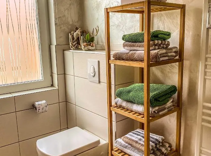 Am Mathildenbrunnen Gross *