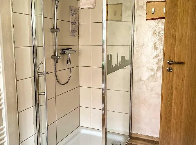 Am Mathildenbrunnen Gross * 奎德林堡