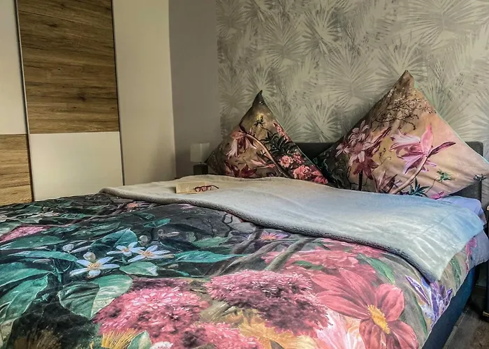 Am Mathildenbrunnen Gross * 奎德林堡